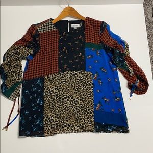 WOMEN’S CALVIN KLEIN BLOUSE